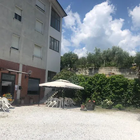 Hotel Ristorante La Greppia Montedivalli Chiesa