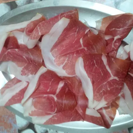 Ristorante La Greppia 3* Montedivalli Chiesa
